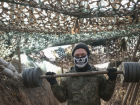 Как заниматься спортом на передовой показал боец Херсонского направления