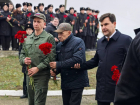 Пережил два покушения ВСУ и спас тысячи людей: как главврач больницы в Алёшках помог выжить городу 