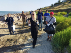 Жители Геническа вычистила часть побережья Азовского моря