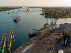 Портовики Херсонщины остались без зарплат даже после вмешательства прокуратуры