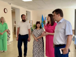 Родителям учеников Александровской и Горностаевской пообещали не закрывать школы
