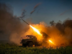 Сводка СВО на 14 июля: украинские боевики строят баррикады из трупов, очередное уничтожение переправы ВСУ, порты Одессы в адском пламени