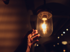 Жители Херсонской области массово пожаловались на отсутствие света и помощи чиновников