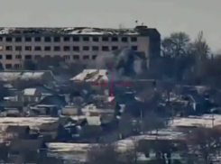 На Херсонщине артиллеристы разнесли укрытия боевиков ВСУ, видео