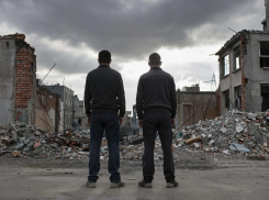 ВСУ в Херсонской области ходят в гражданской одежде, чтобы пить и воровать
