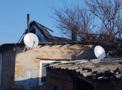 В Каховском округе после атаки ВСУ пенсионерка оказалась под завалами дома