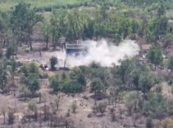 На Херсонском направлении ВС РФ уничтожили пункт управления дронами вместе с боевиками ВСУ, видео