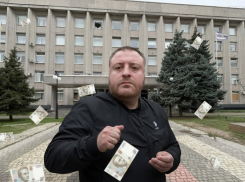 Экс-глава Херсона Мрочко начал революцию, чтобы вернуть власть