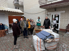 Жители Голой пристани месяц сидят без света, власти утверждают обратное
