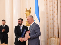 Сальдо жив: молва с Украины о гибели херсонского главы оказалась ложной