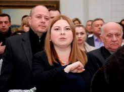 «Кукловода мэра Херсона заживо сожгли кислотой»:  как «пророссийская» советница манипулировала «героем» Миколаенко