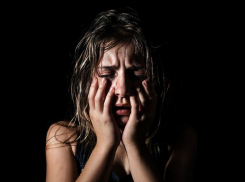 Боевики ВСУ похитили молодую девушку и надругались над ней в Херсоне