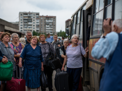 Люди не могут эвакуироваться из Херсона и возвращаются пешком