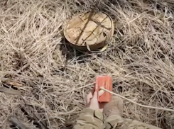 В Херсонской области сапёры обезвредили упавшую с дрона ВСУ противотанковую мину