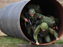 Новости СВО: «Труба-3» вывела ВС РФ в Купянск, кадры удара ФАБ по Херсону и 65 разорванных тел боевиков