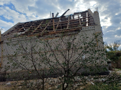 В Херсонской области под обстрелом погибла женщина, пятеро ранены