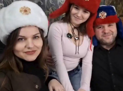 Семья учителей из Голопристанского округа пережила травлю из-за поддержки России