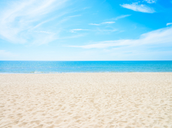 Скадовцы вышли на субботник и очистили пляж в рамках проекта «Вода России»