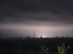 Херсон погрузился во тьму после ударов ВС РФ по городским электроподстанциям, видео