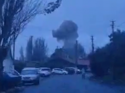 Появилось видео ударов БПЛА ВСУ по Геническу