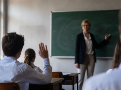 Министр образования рассказал о проблемах с отоплением и светом в школах Херсонской области