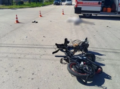 В Скадовске 80-летний велосипедист проехал на красный и погиб в ДТП