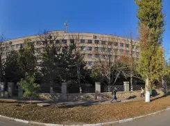 В Херсоне фирма с уголовным шлейфом намерена отремонтировать детскую больницу за 190 млн рублей