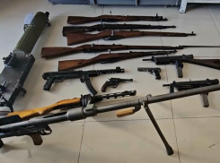 Собравшему раритетный арсенал оружия херсонцу грозит пять лет лишения свободы