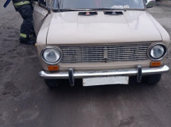 В Новой Каховке опубликовали кадры последствий удара дроном ВСУ по такси