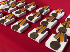 В Херсонской области вручили награды 57 героям СВО