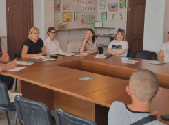 Кто получает завышенные зарплаты в Херсонской области, раскрыл депутат Александр Фомин