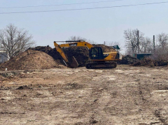 Физкультурный комплекс за 185 миллионов рублей начали строить в Нижних Серогозах