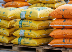 Херсонская фирма-невидимка получила 650 000 рублей и пропала с удобрениями