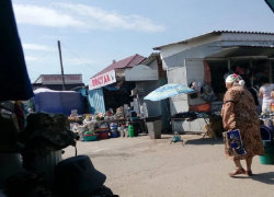 На рынке Чаплинки торговцы восстали против произвола чиновников