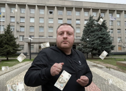 Экс-глава Херсона Мрочко начал революцию, чтобы вернуть власть