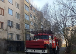 МЧС показало кадры пожара в Новой Каховке, в котором пострадал 81-летний пенсионер