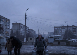 Жители Скадовска месяц сидят без света, тепла и воды, мер поддержки не предвидится