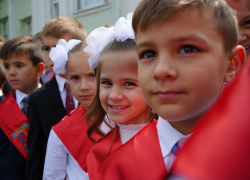 Многодетные семьи Херсонской области получат компенсацию на школьную форму