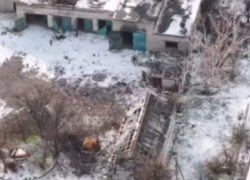 На Херсонщине беспилотники ВС РФ разнесли пункт управления дронами, видео