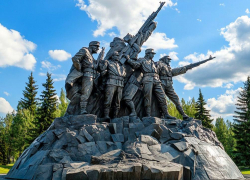 В Новой Каховке вандалы осквернили мемориал воинам-освободителям