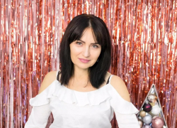 СБУ объявила в розыск экс-заместителя главы Каховки Анжелу Андрющенко