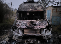 Дрон ВСУ в Херсонской области сжег дотла скорую помощь