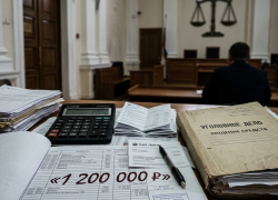 В Херсонской области главбуха обвиняют в хищении более 1,2 млн рублей со счета предприятия