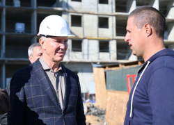 Власти показали, как выглядит строящийся жилой комплекс на берегу моря в Скадовске