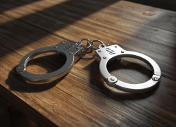 В Херсоне боевики ВСУ ограбили женщину