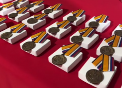 В Херсонской области вручили награды 57 героям СВО