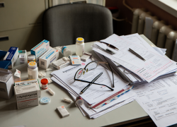 Жители двух округов Херсонщины остались без медоборудования на 9 млн из-за срыва контракта