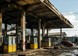Новая Каховка под огнём: ВСУ атаковали АЗС, но чудом обошлось без жертв