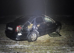 Иномарка слетела в кювет в Геническом округе, пострадали водитель и девушка 