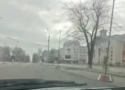 Жилые кварталы Херсона вторые сутки остаются без света и воды 